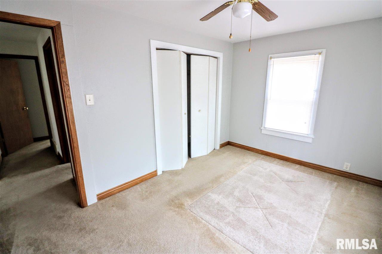 12855 Carter Road Pekin, IL 61554 - Photo 14 of 20 Gallery Image 14