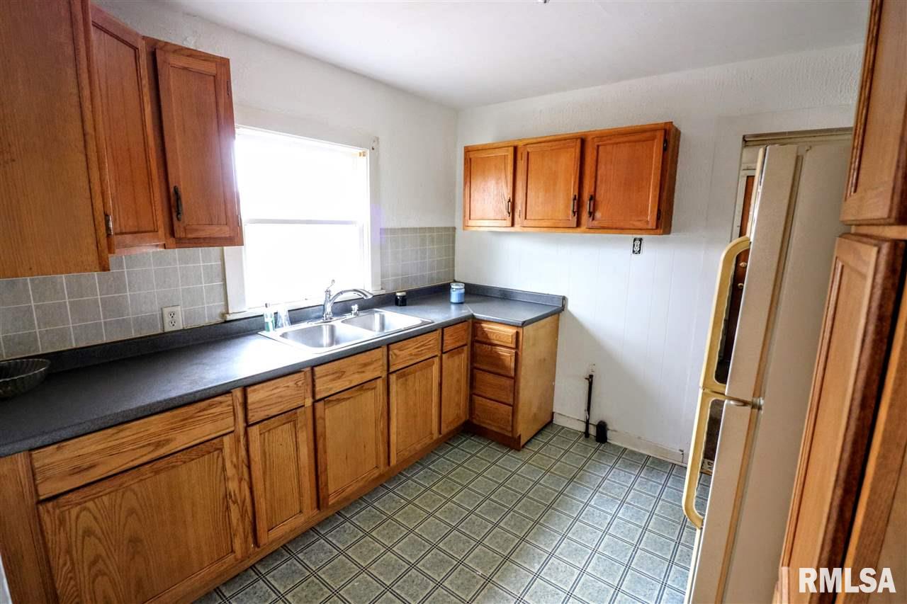 12855 Carter Road Pekin, IL 61554 - Photo 9 of 20 Gallery Image 9