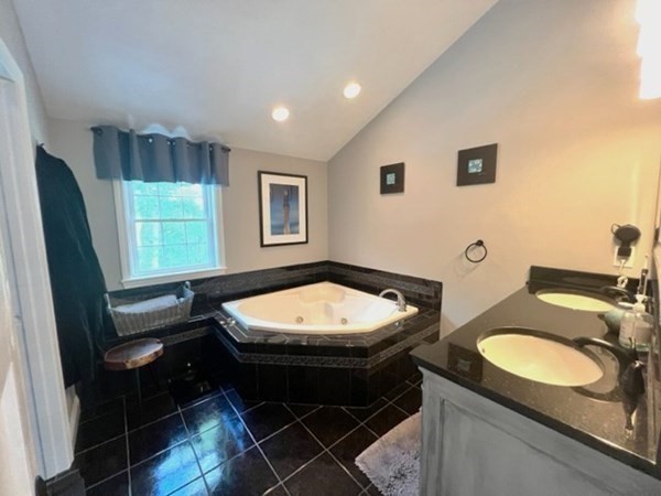 158 Alida Road Braintree, MA 02184 - Photo 23 of 42 Gallery Image 23