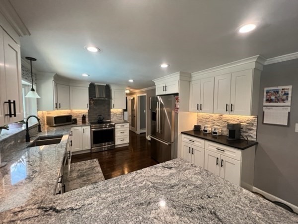 158 Alida Road Braintree, MA 02184 - Photo 8 of 42 Gallery Image 8