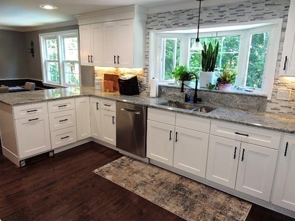 158 Alida Road Braintree, MA 02184 - Photo 9 of 42 Gallery Image 9