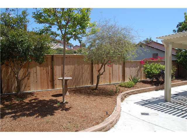 925 Alyssum Road Carlsbad, CA 92011 - Photo 8 of 10