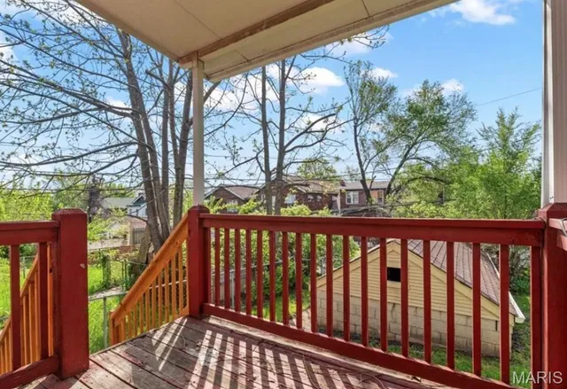 $1,550 | 5034 Queens Avenue, St. Louis, MO 63115