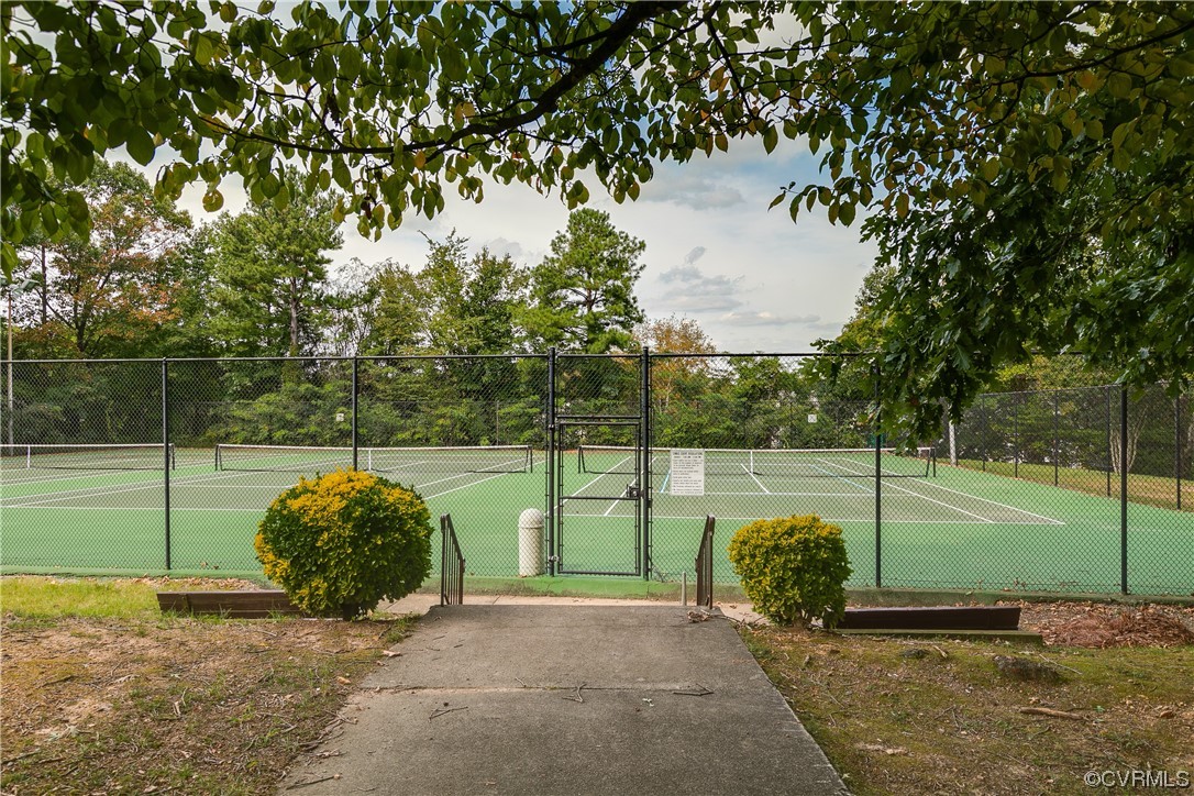 1509 Regency Woods Road, Unit 103 Henrico, VA 23238 - Photo 31 of 31 a view of a park