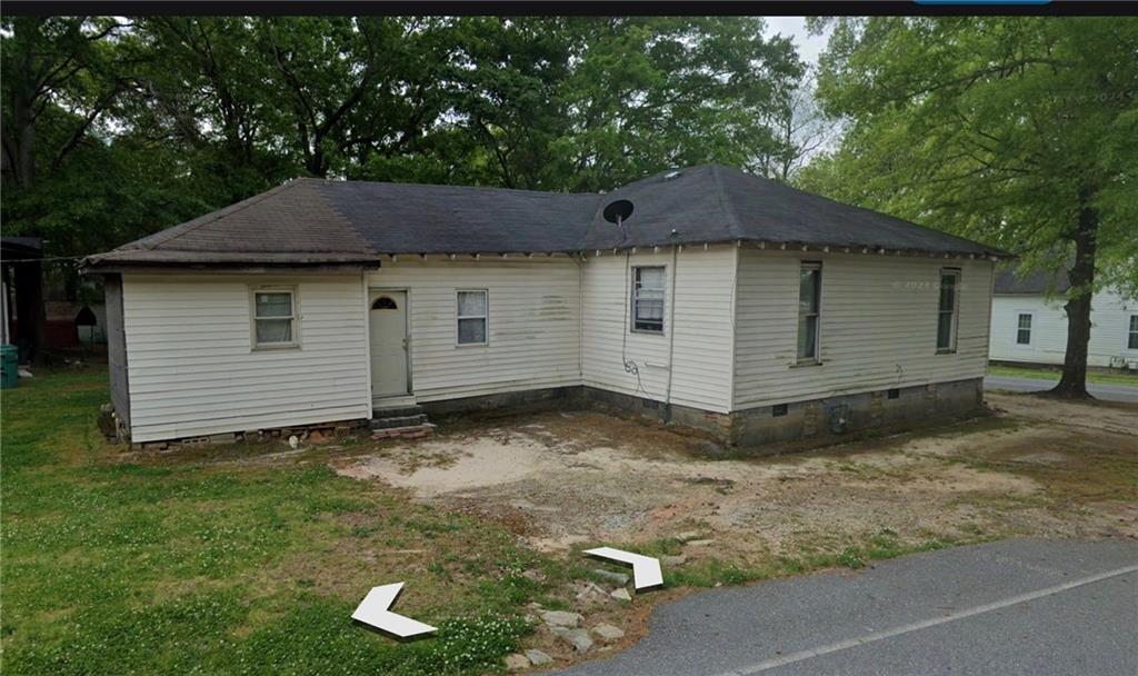 88 East Stephens Street Winder, GA 30680 - Photo 1 of 2