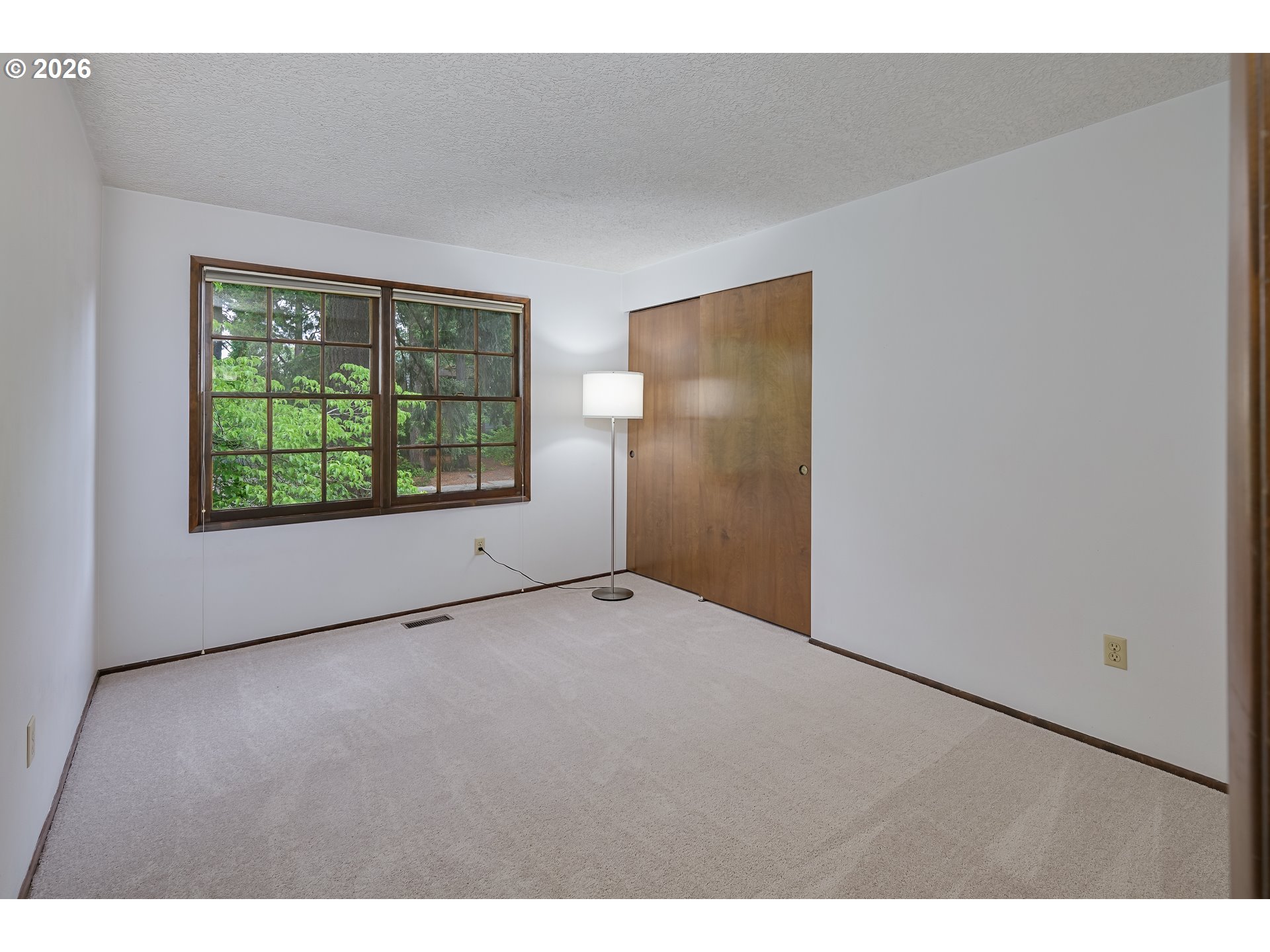 5825 Southwest Spruce Avenue Beaverton, OR 97005 - Photo 21 of 35