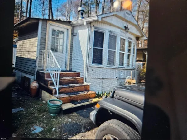 $1,400 | 113 Hamburg Turnpike, Unit 2, Butler, NJ 07405