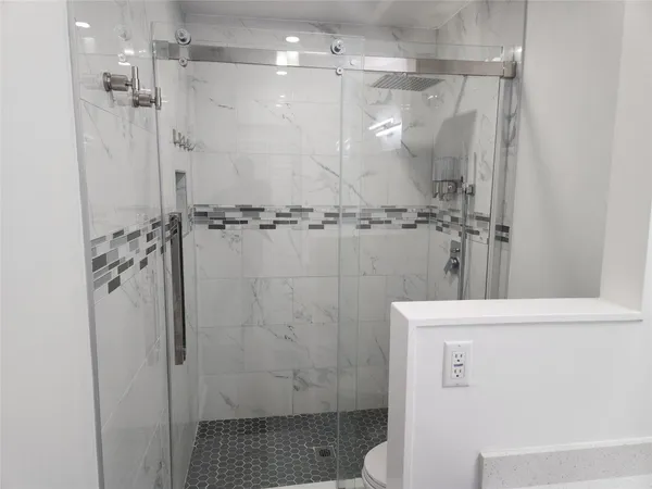 $2,800 | 3667 Carambola Circle North, Unit 2853, Coconut Creek, FL 33066