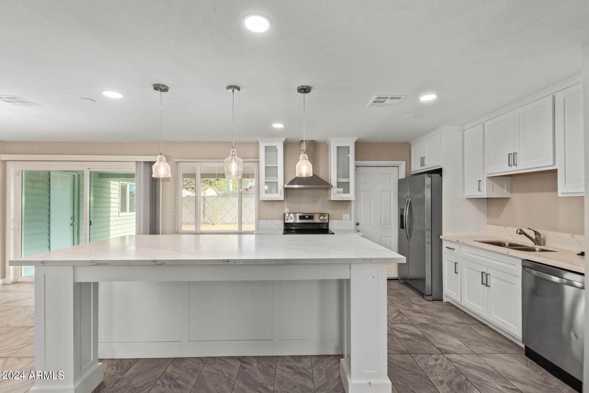 3249 West Wethersfield Road Phoenix, AZ 85029 - Photo 14 of 32 0014-14-Wethersfield