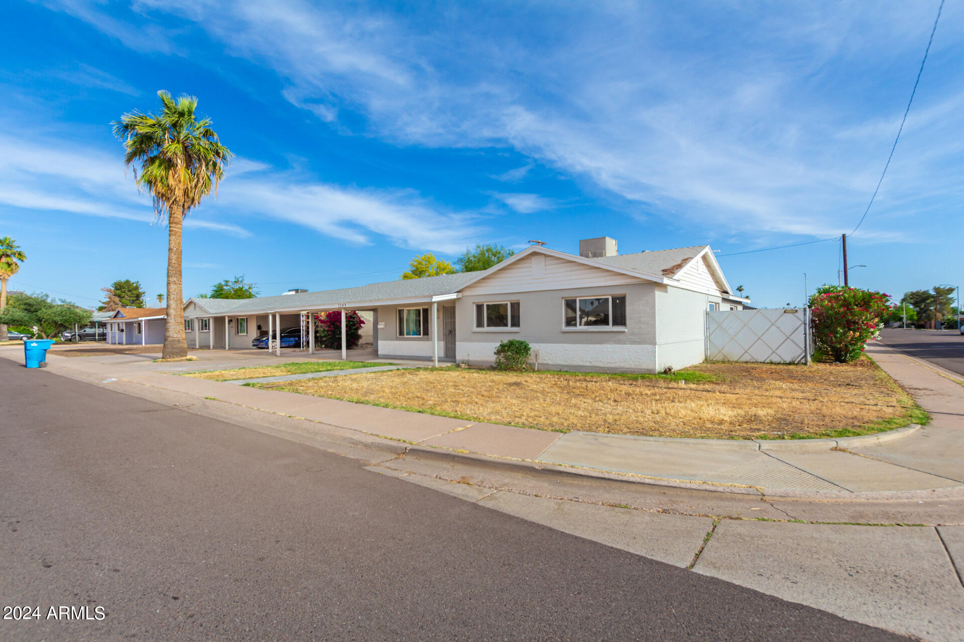 3249 West Wethersfield Road Phoenix, AZ 85029 - Photo 5 of 32 0005-05-Wethersfield