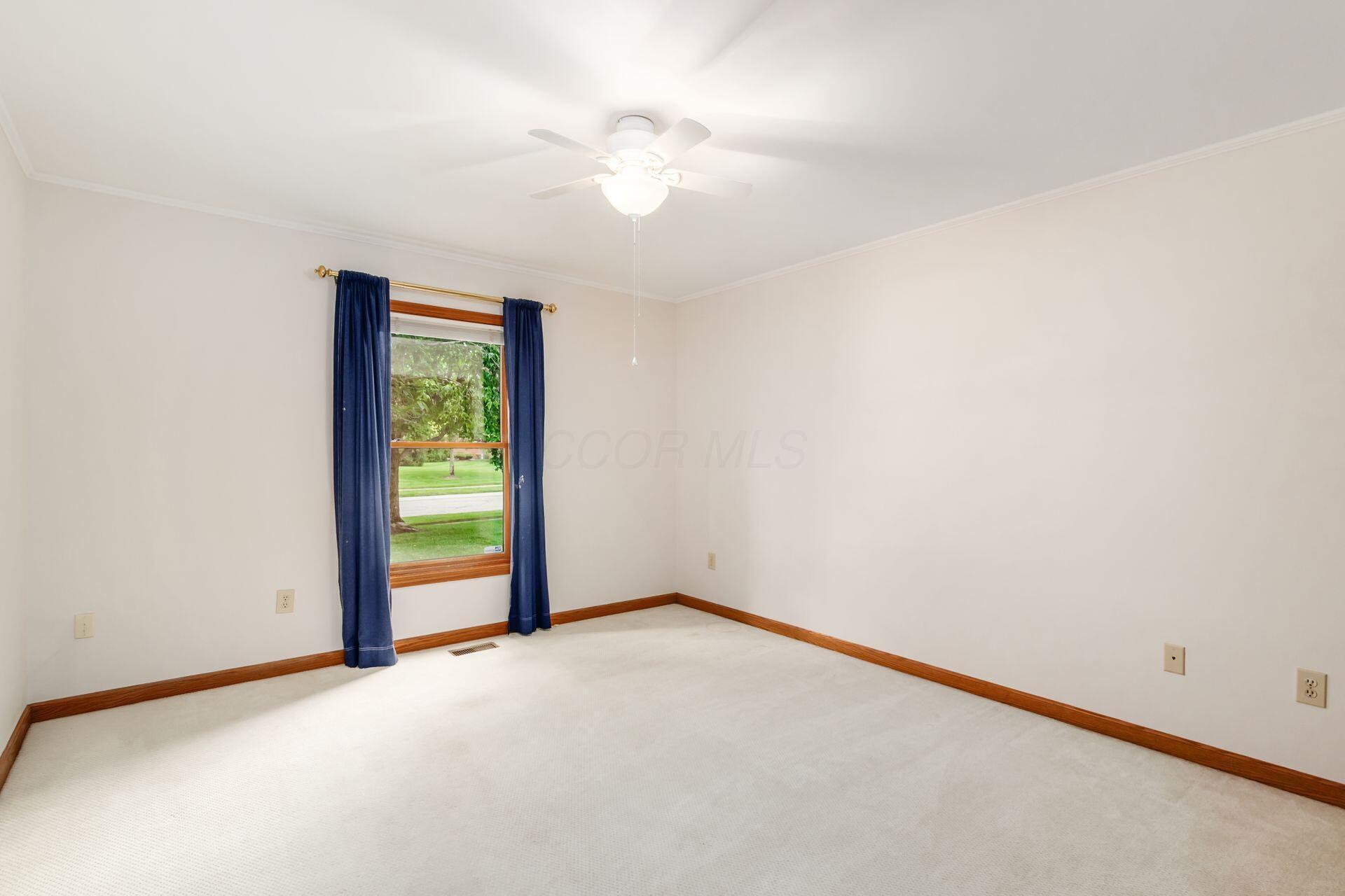 5717 Newgate Road Dublin, OH 43017 - Photo 19 of 33 022_te Rd Dublin OH 43017 USA