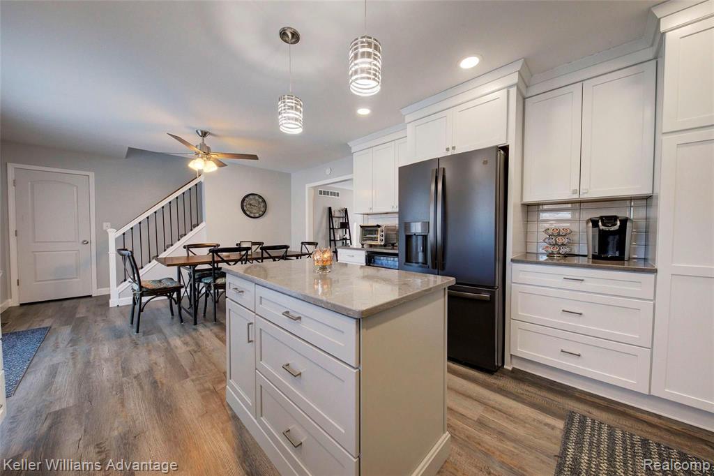 23760 Carleton West Road Belleville, MI 48111 - Photo 9 of 41