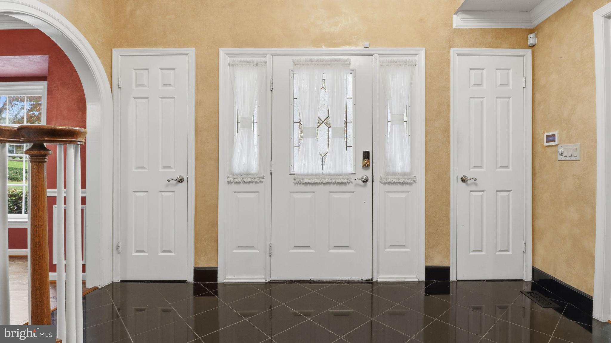 12302 Prospect Landing Bowie, MD 20721 - Photo 5 of 104 Grand foyer entrance.