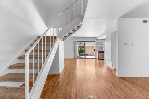 $4,650 | 5 Locust, Unit 1, Irvine, CA 92604