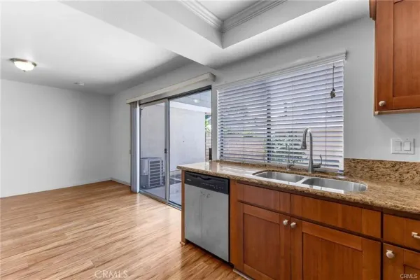 $4,400 | 5 Locust, Unit 1, Irvine, CA 92604