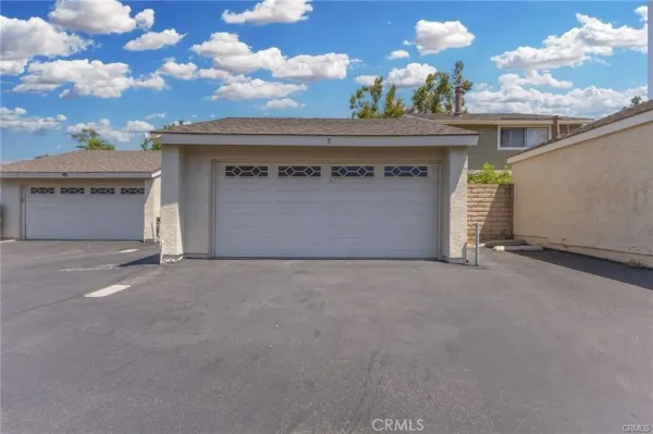 $4,400 | 5 Locust, Unit 1, Irvine, CA 92604