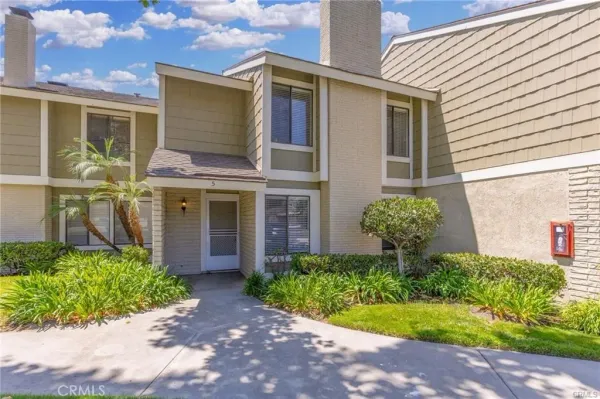 $4,400 | 5 Locust, Unit 1, Irvine, CA 92604