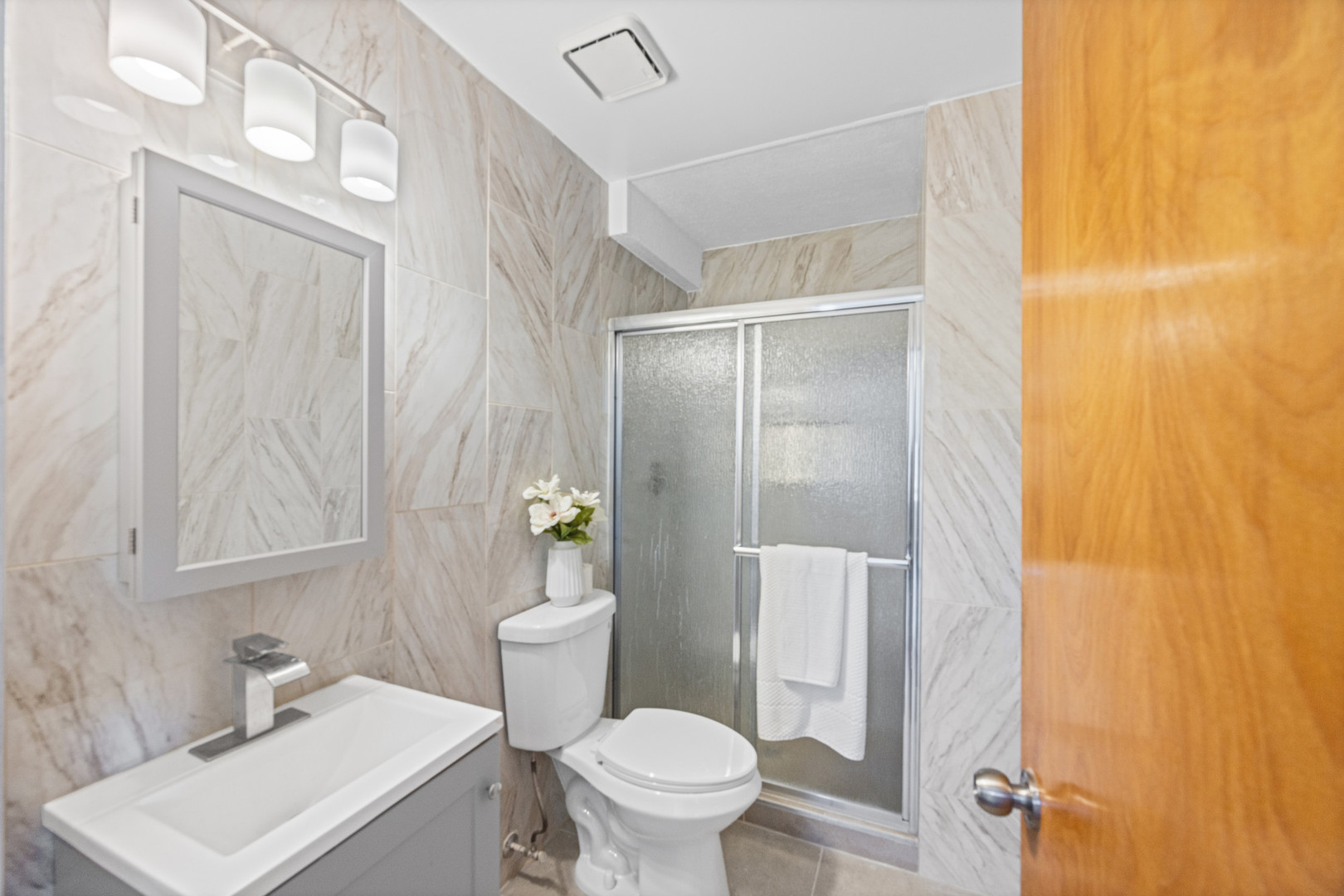 725 Eighth Avenue Addison, IL 60101 - Photo 9 of 20