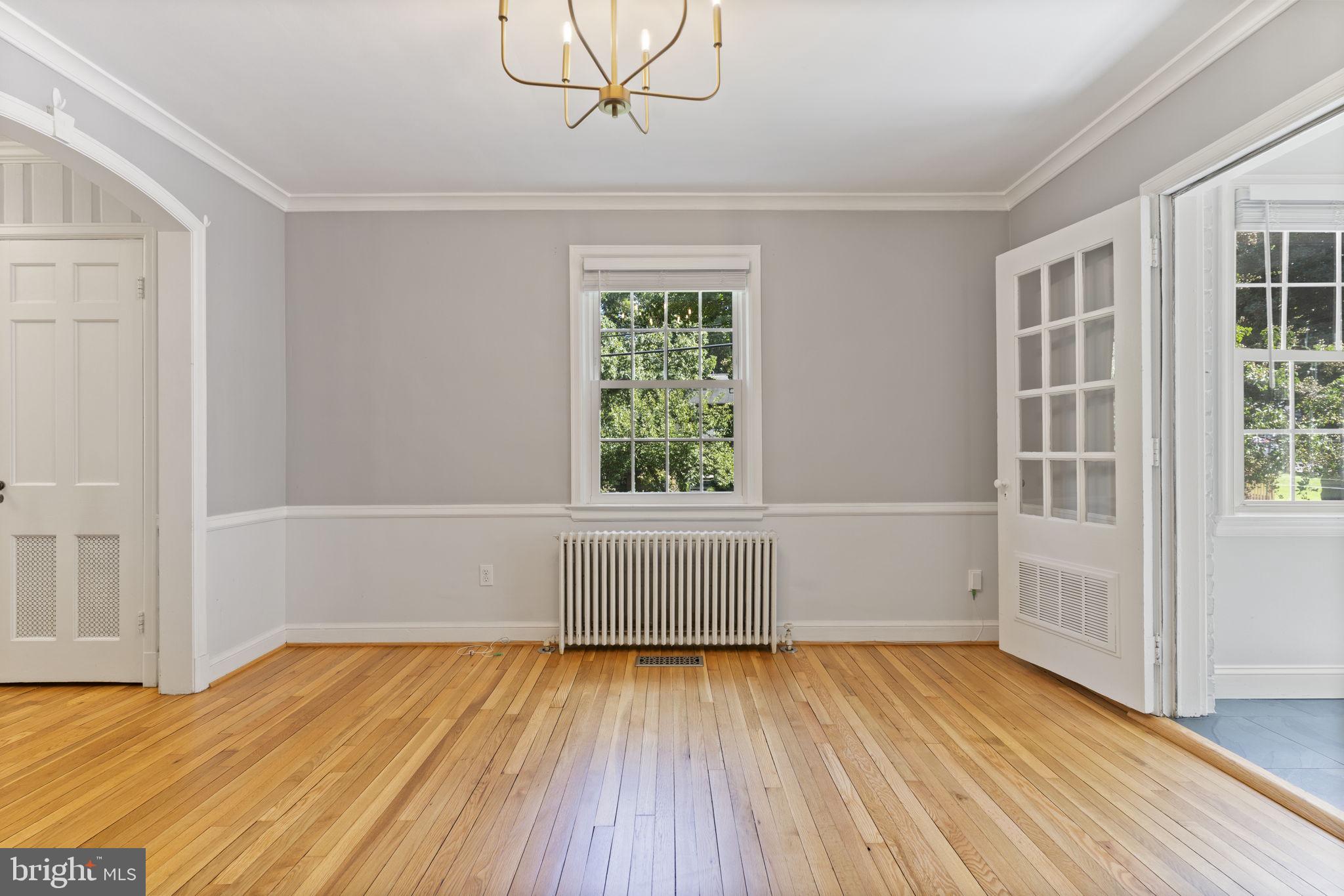 3114 Russell Road Alexandria, VA 22305 - Photo 9 of 57 Gallery Image 9