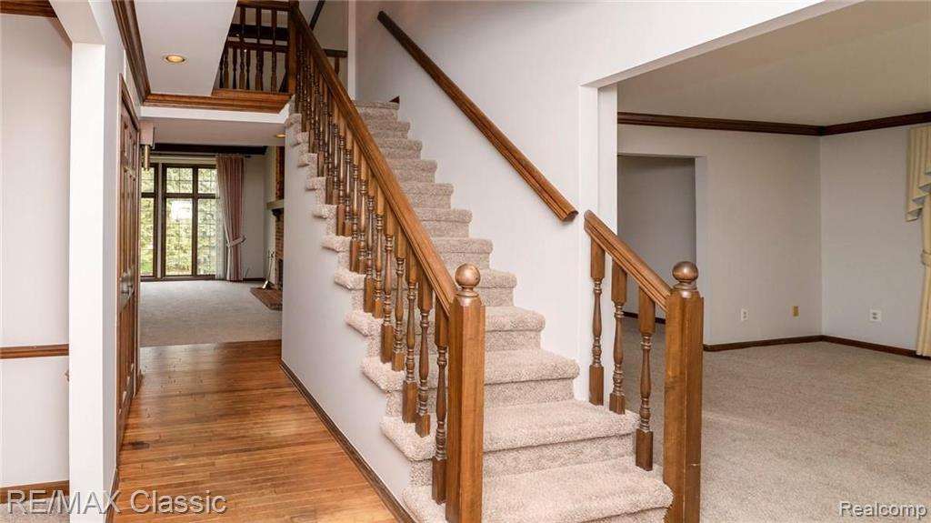 688 Sunlight Drive Rochester Hills, MI 48309 - Photo 5 of 63