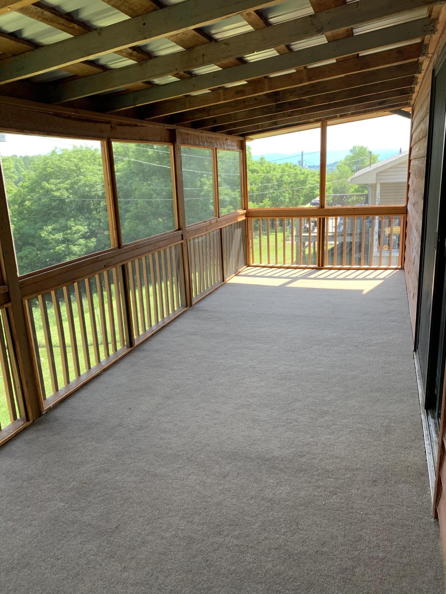 296 Camp Ridge Road La Follette, TN 37766 - Photo 13 of 28 9EE1533E-90BE-4A59-A064-AE4C9FA7B21F