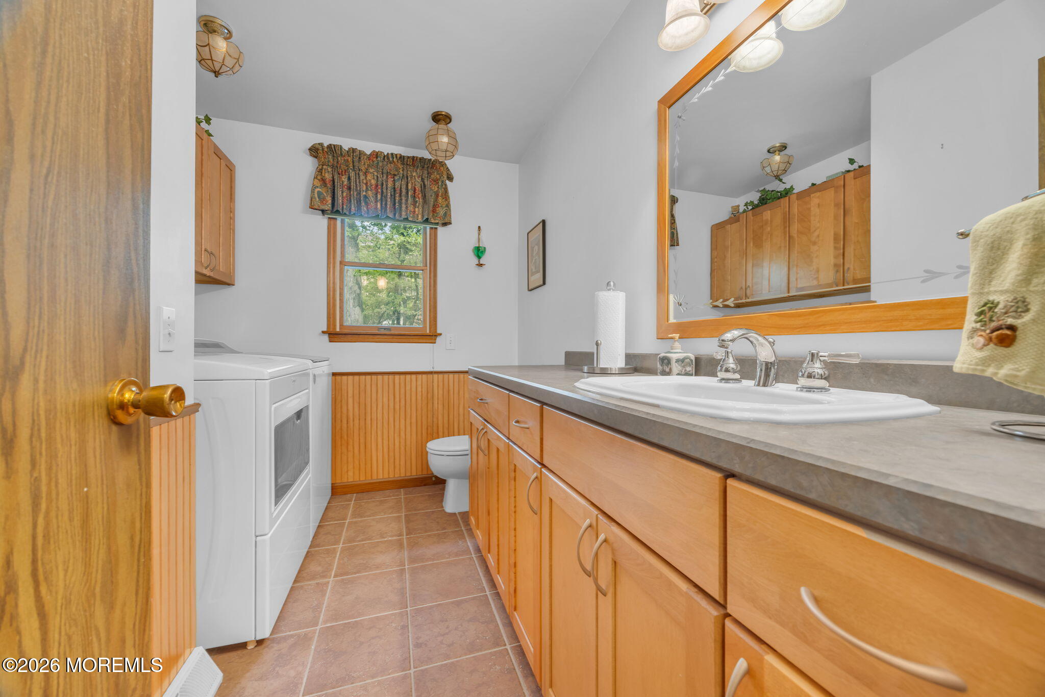 70 Line Road Holmdel, NJ 07733 - Photo 16 of 40 26-web-or-mls-2M1A8829