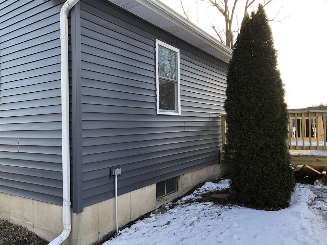 9412 West Stanley Road Flushing, MI 48433 - Photo 4 of 40