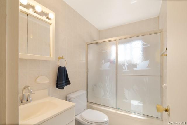 1033 Rosedale Road Valley Stream, NY 11581 - Photo 22 of 30