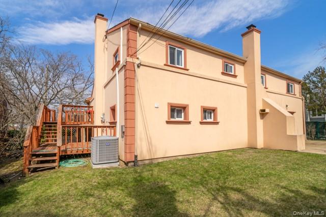 1033 Rosedale Road Valley Stream, NY 11581 - Photo 27 of 30