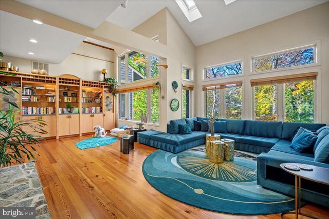 $2,405,200 | 6707 Broxburn Drive, Bethesda, MD 20817