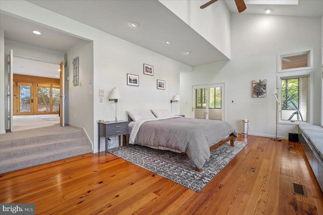 $2,405,200 | 6707 Broxburn Drive, Bethesda, MD 20817