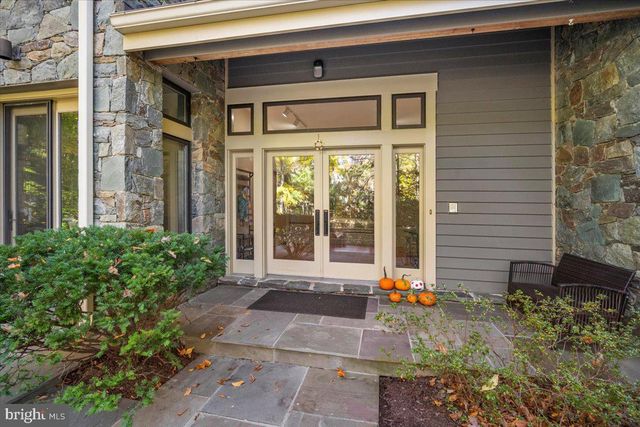 $2,405,200 | 6707 Broxburn Drive, Bethesda, MD 20817