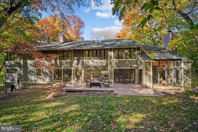 $2,405,200 | 6707 Broxburn Drive, Bethesda, MD 20817