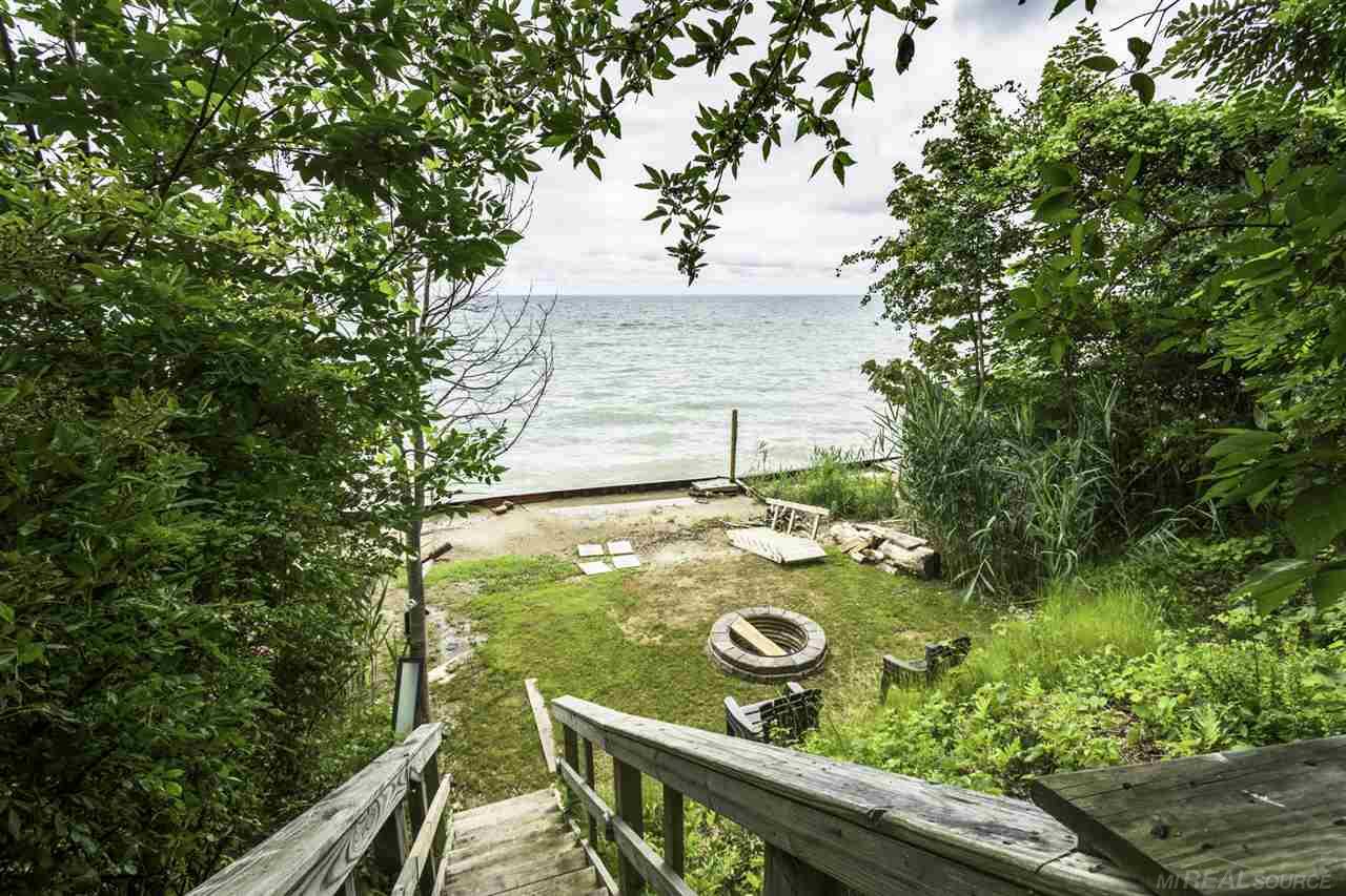 2843 Lakeshore Road Applegate, MI 48401 - Photo 31 of 46