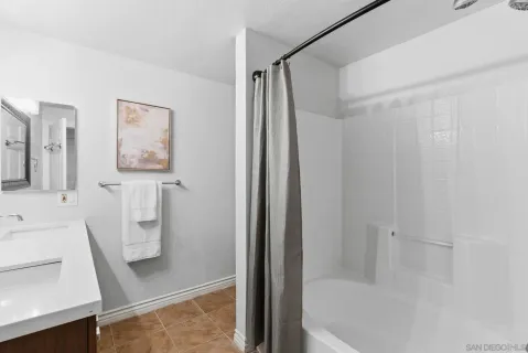 $699,000 | 1480 Broadway, Unit 2210, San Diego, CA 92101