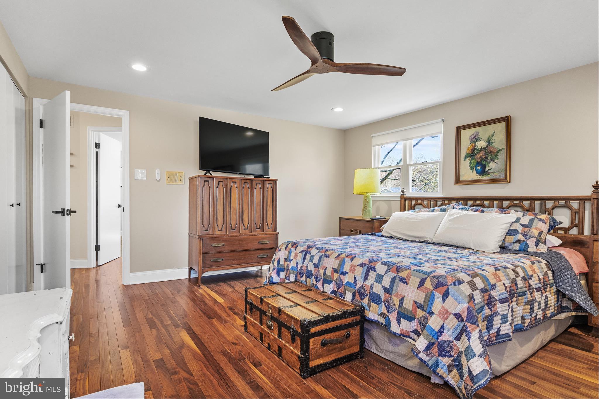 169 Canterbury Road Mount Laurel, NJ 08054 - Photo 24 of 47 a bedroom with a bed and a television