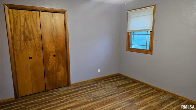 $199,000 | 221 New Salem Drive, Canton, IL 61520