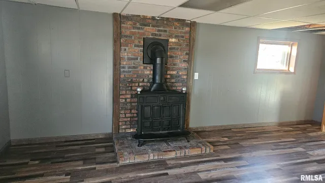 $199,000 | 221 New Salem Drive, Canton, IL 61520