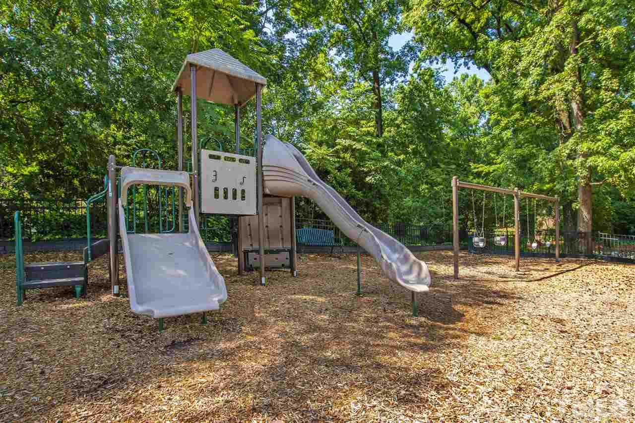 2013 Vinnings Place Raleigh, NC 27608 - Photo 21 of 22