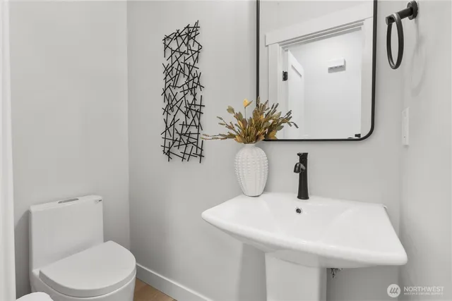 $698,950 | 14306 Roslyn Place North, Seattle, WA 98133