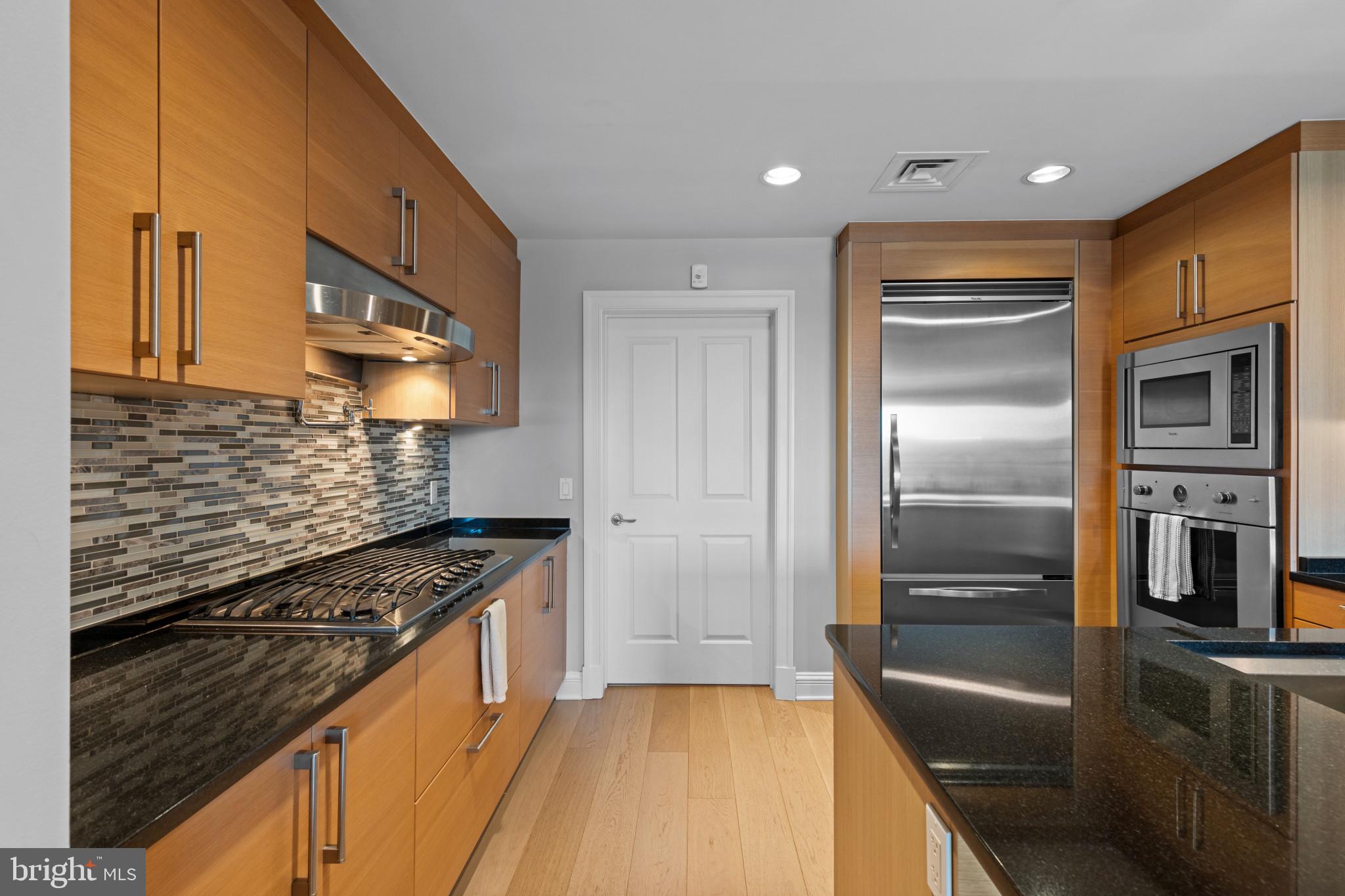 801 Key Highway, Unit T17 Baltimore, MD 21230 - Photo 14 of 47