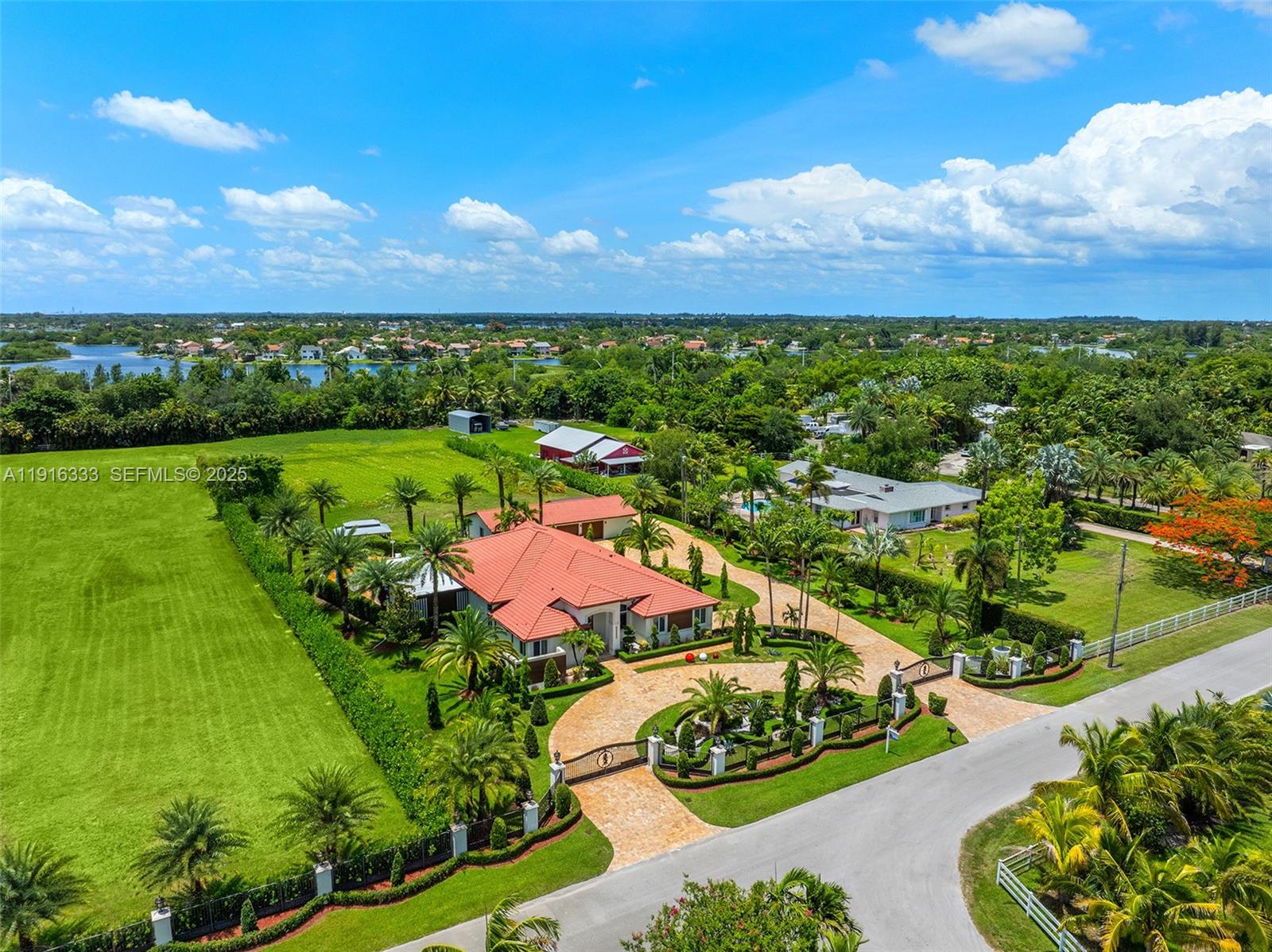 17490 Southwest 70th Place Southwest Ranches, FL 33331 - Photo 3 of 64