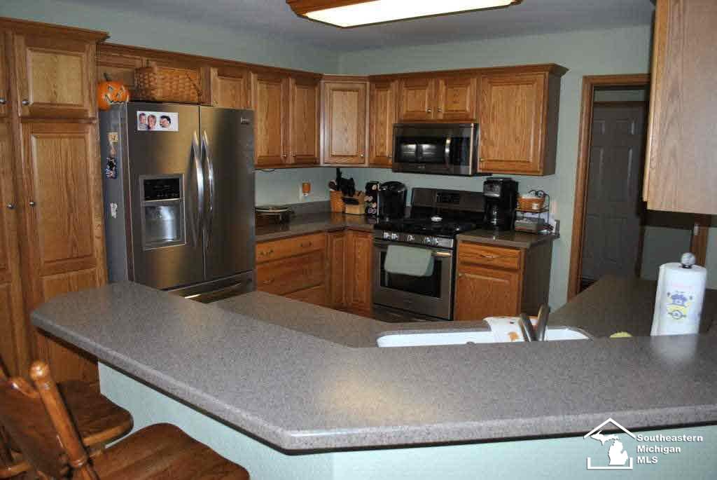 7329 South Custer Road Monroe, MI 48161 - Photo 7 of 25 Gallery Image 7