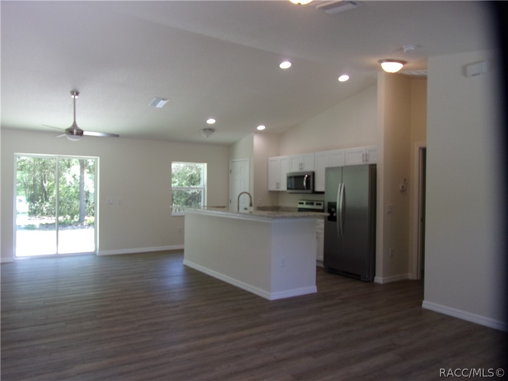 916 Independence Highway Inverness, FL 34453 - Photo 5 of 27