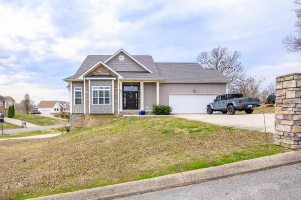 $440,000 | 23 Raleigh Drive, LaFayette, GA 30728