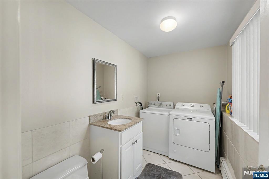 151 Broadview Terrace Paramus, NJ 07652 - Photo 13 of 17