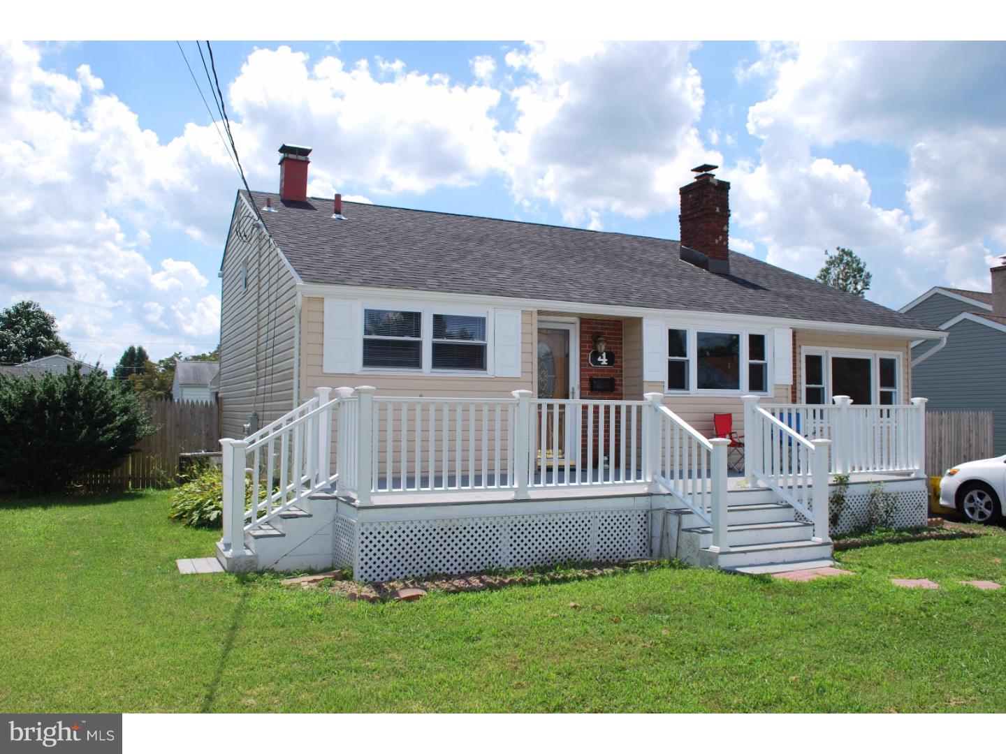 4 Hastings Road Hamilton, NJ 08620 - Photo 2 of 16