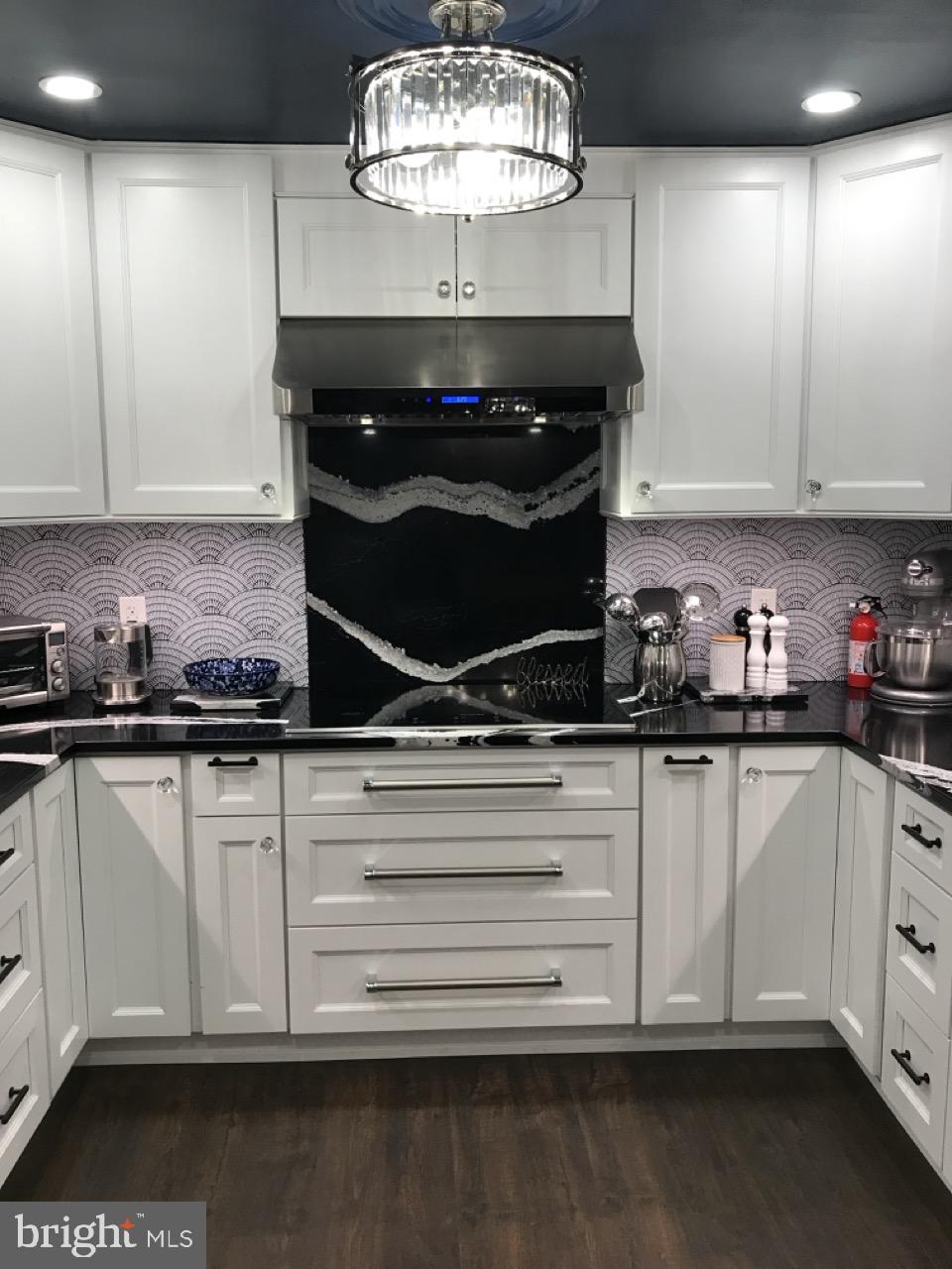1101 South Arlington Ridge Road, Unit 804 Arlington, VA 22202 - Photo 18 of 109