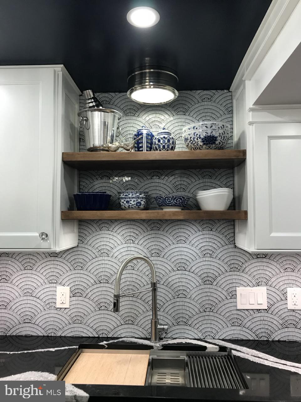 1101 South Arlington Ridge Road, Unit 804 Arlington, VA 22202 - Photo 19 of 109