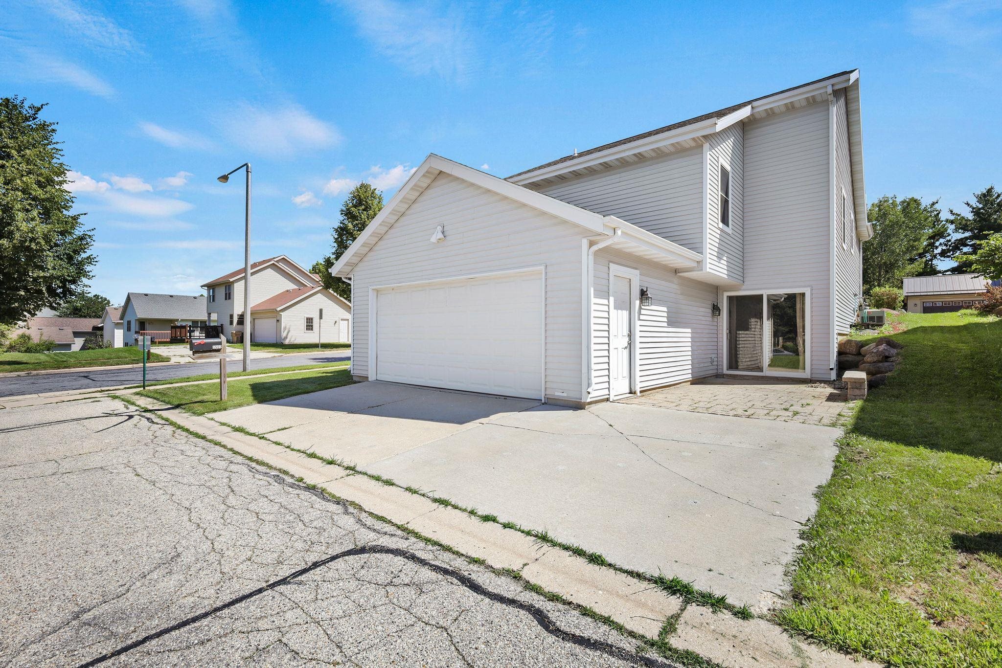 1502 Waldorf Boulevard Madison, WI 53719 - Photo 7 of 39 Gallery Image 7